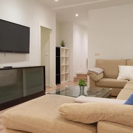 Av Honesto Batalon Apartment Gijón